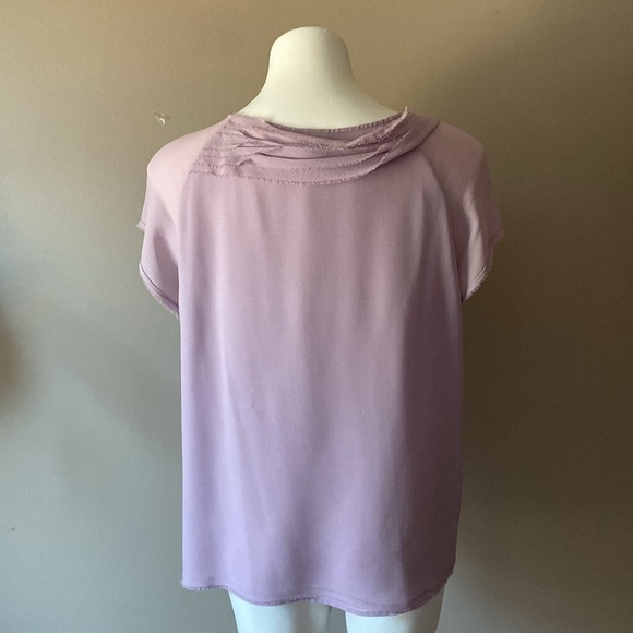 Talbots Women’s Lavender Floral Silk Short Sleeve Embellished Blouse Size 16 - Picture 4 of 8